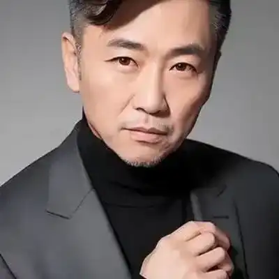 黎峻